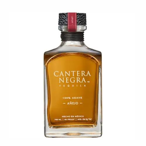 Bottle of Cantera Negra Añejo tequila